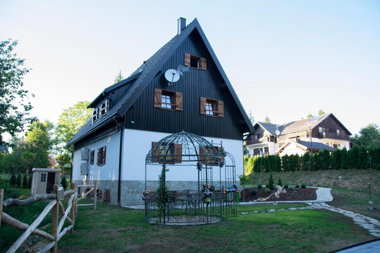 Boutique Villa Pearl Of Plitvice, Plitvice Lakes Plitvica selo Bagian luar foto