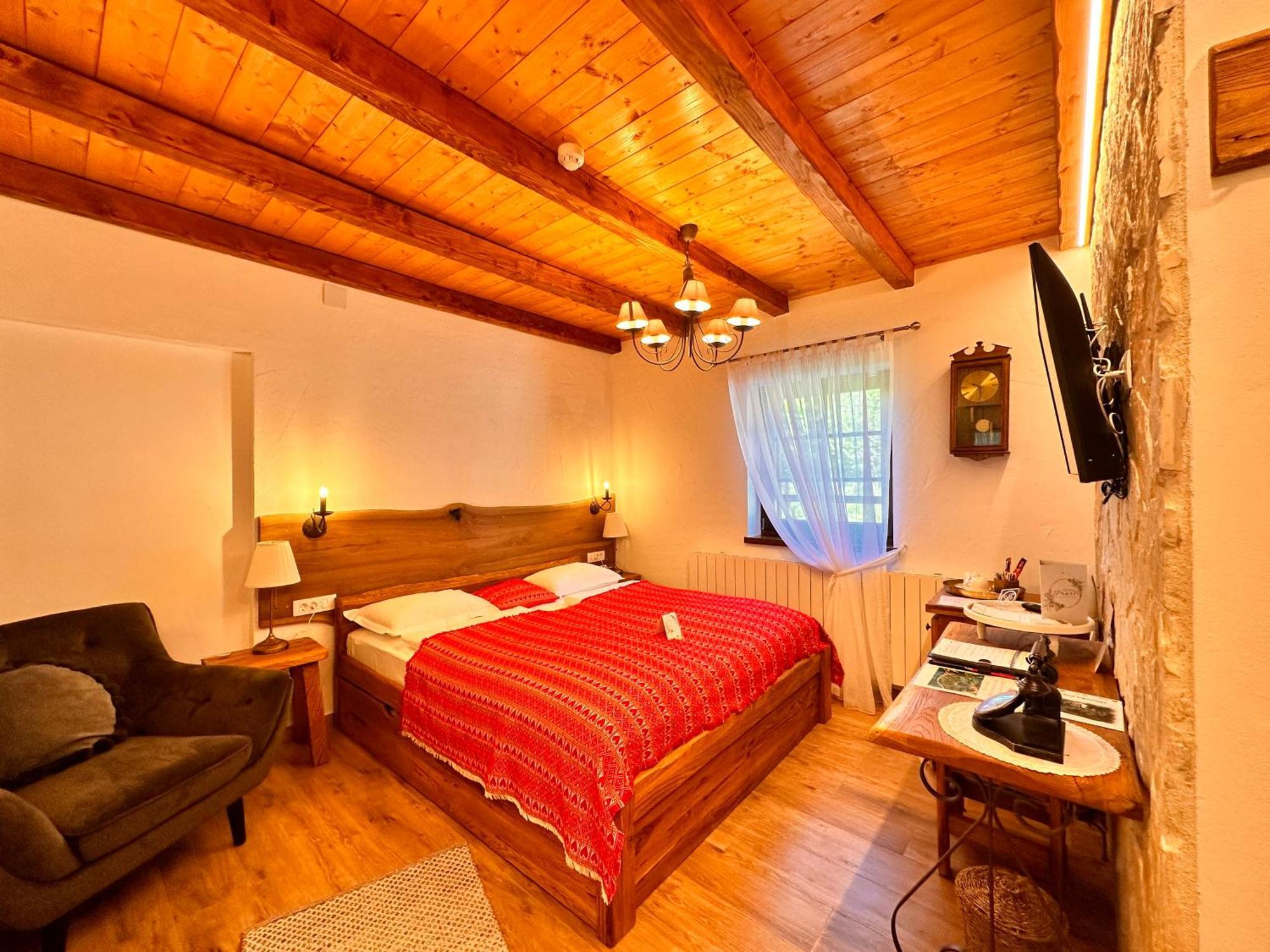Boutique Villa Pearl Of Plitvice, Plitvice Lakes Plitvica selo Bagian luar foto